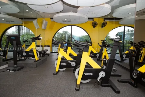 4000 Island Boulevard Aventura FL 33160