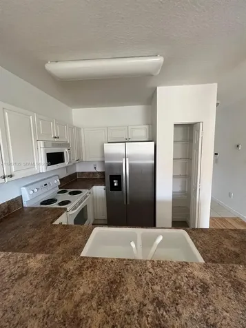 1420 NE 33rd Avenue Homestead FL 33033
