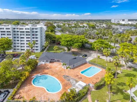 9001 SW 77th Avenue Miami FL 33156