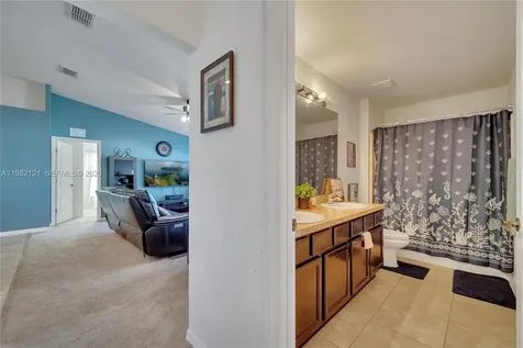 1317 Conch Key Lane Davenport FL 33837