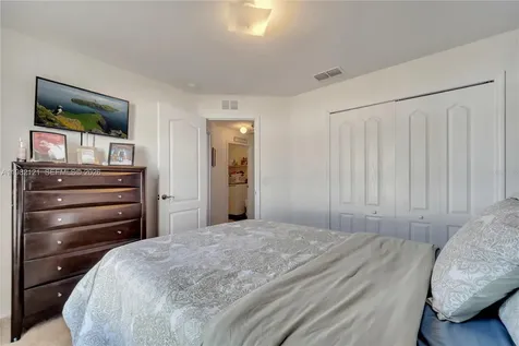 1317 Conch Key Lane Davenport FL 33837