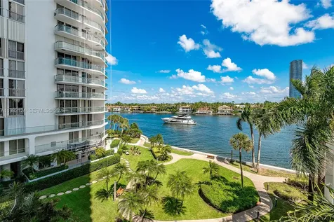 19707 E Turnberry Way Aventura FL 33180
