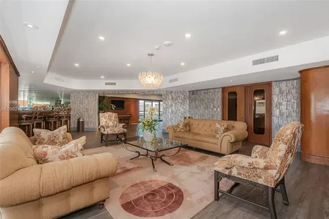19707 E Turnberry Way Aventura FL 33180