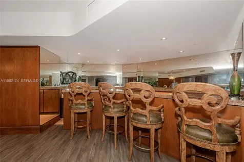 19707 E Turnberry Way Aventura FL 33180