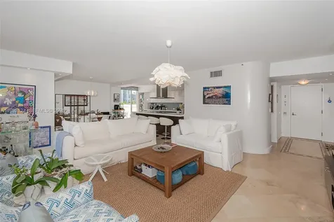 19707 E Turnberry Way Aventura FL 33180