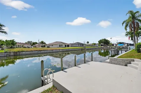 1414 NE 2nd Terrace Cape Coral FL 33909