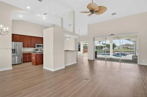 1414 NE 2nd Terrace Cape Coral FL 33909
