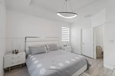 28500 SW 133rd Path Homestead FL 33033