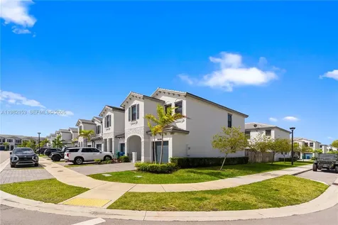28500 SW 133rd Path Homestead FL 33033