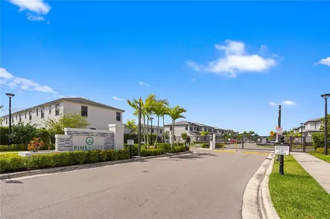 28500 SW 133rd Path Homestead FL 33033