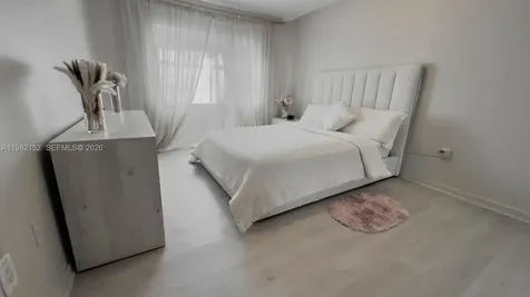 400 Kings Point Drive Sunny Isles Beach FL 33160