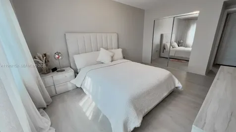 400 Kings Point Drive Sunny Isles Beach FL 33160
