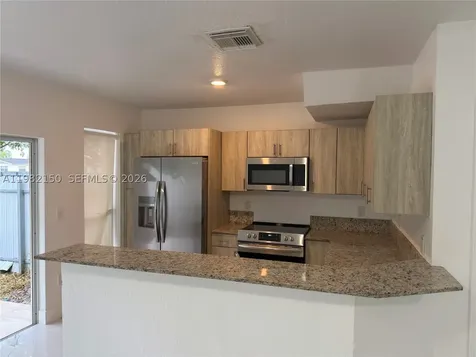 689 NW 6th Street Florida City FL 33034
