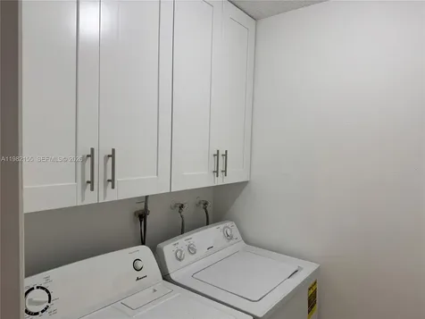 15610 SW 80th Street Miami FL 33193