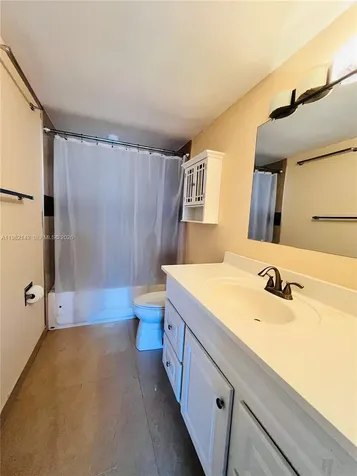 2500 Parkview Drive Hallandale Beach FL 33009
