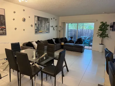 4744 NW 114th Avenue Doral FL 33178