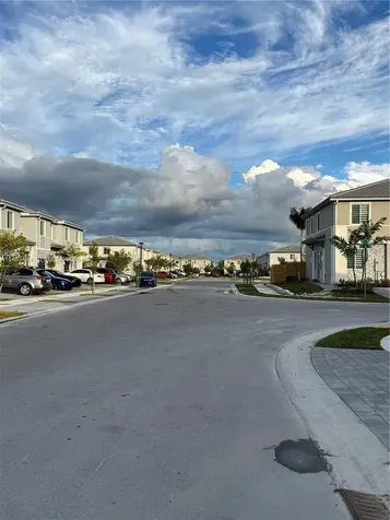 656 SE 14th Court Homestead FL 33034