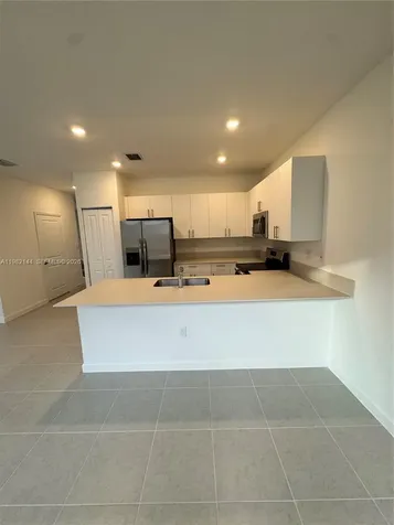 656 SE 14th Court Homestead FL 33034
