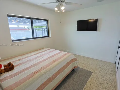 9460 Martinique Drive Cutler Bay FL 33189