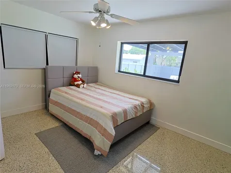 9460 Martinique Drive Cutler Bay FL 33189