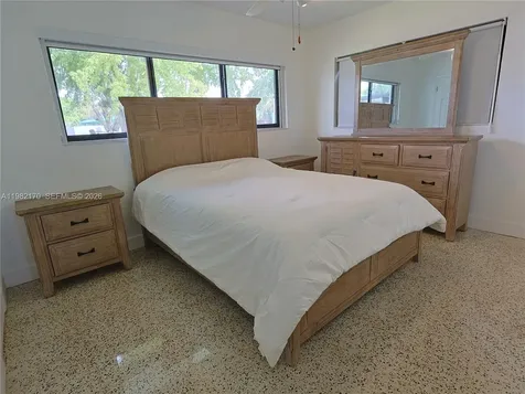9460 Martinique Drive Cutler Bay FL 33189