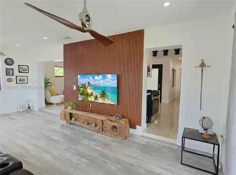 9460 Martinique Drive Cutler Bay FL 33189