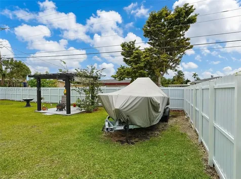 9460 Martinique Drive Cutler Bay FL 33189