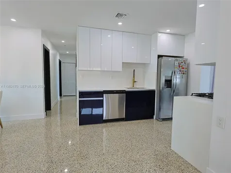 9460 Martinique Drive Cutler Bay FL 33189