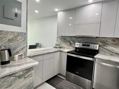 8595 Sunrise Lakes Boulevard Sunrise FL 33322