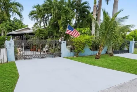 622 NW 7th Avenue Homestead FL 33030