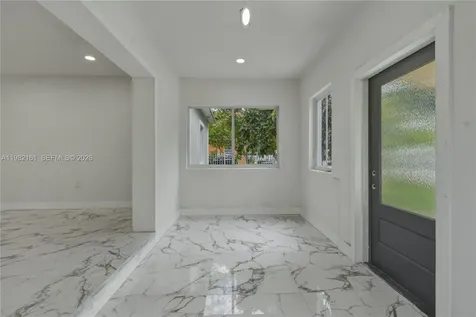 513 NW 99th Street Miami FL 33150