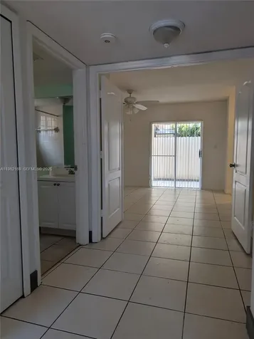 2485 W 76th Street Hialeah FL 33016