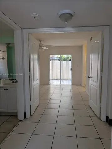 2485 W 76th Street Hialeah FL 33016