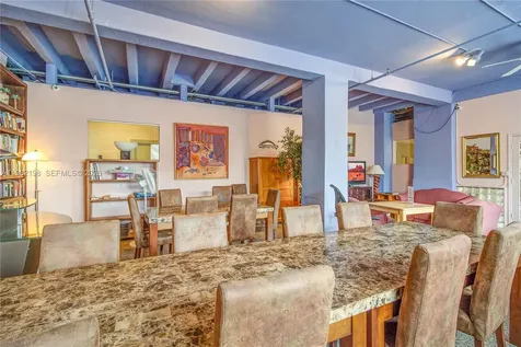 255 W 24th Street Miami Beach FL 33140