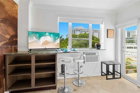 255 W 24th Street Miami Beach FL 33140