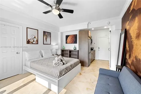 255 W 24th Street Miami Beach FL 33140