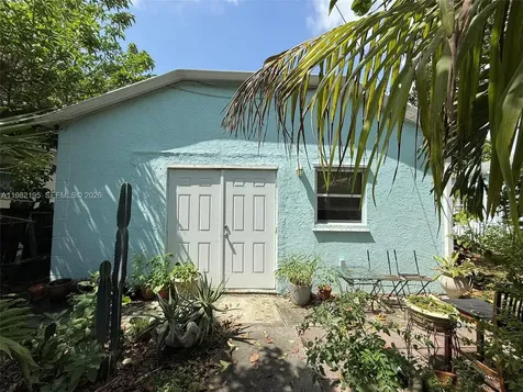 294 NE 57th Street Miami FL 33137