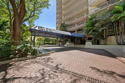 2901 S Bayshore Drive Coconut Grove FL 33133
