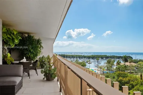2901 S Bayshore Drive Coconut Grove FL 33133