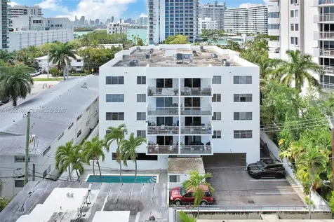 1605 Bay Road Miami Beach FL 33139