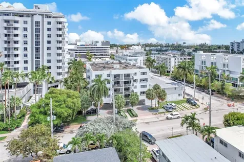 1605 Bay Road Miami Beach FL 33139