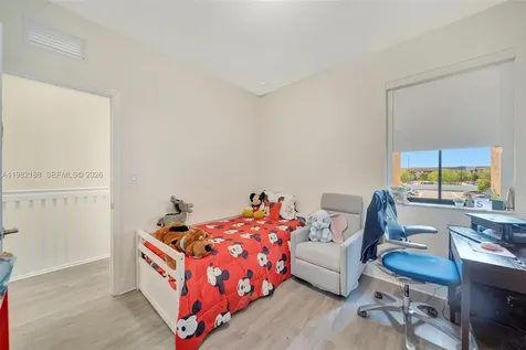 11295 W 34th Way Hialeah Gardens FL 33018