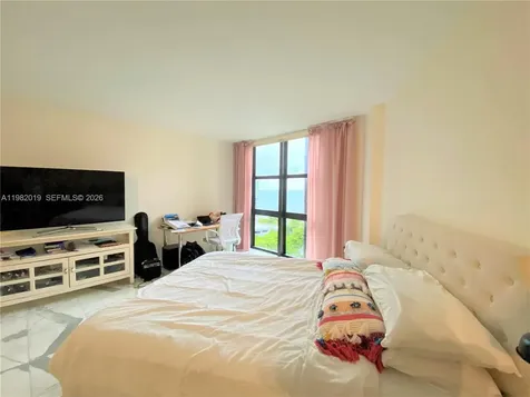 1121 Crandon Boulevard Key Biscayne FL 33149