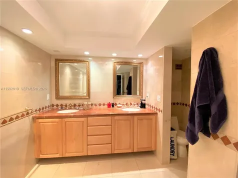 1121 Crandon Boulevard Key Biscayne FL 33149