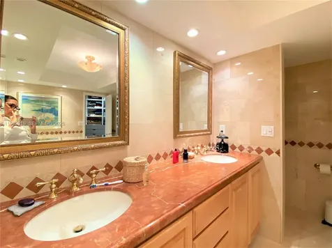 1121 Crandon Boulevard Key Biscayne FL 33149