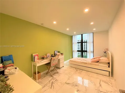 1121 Crandon Boulevard Key Biscayne FL 33149