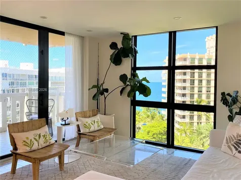 1121 Crandon Boulevard Key Biscayne FL 33149