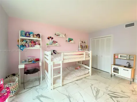 1121 Crandon Boulevard Key Biscayne FL 33149