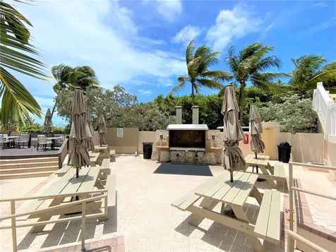 1121 Crandon Boulevard Key Biscayne FL 33149