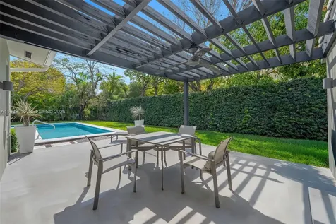 1729 Lenox Avenue Miami Beach FL 33139